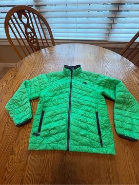 North Face Boys Green Quilted Primaloft Lightweight Jacket M 10-12